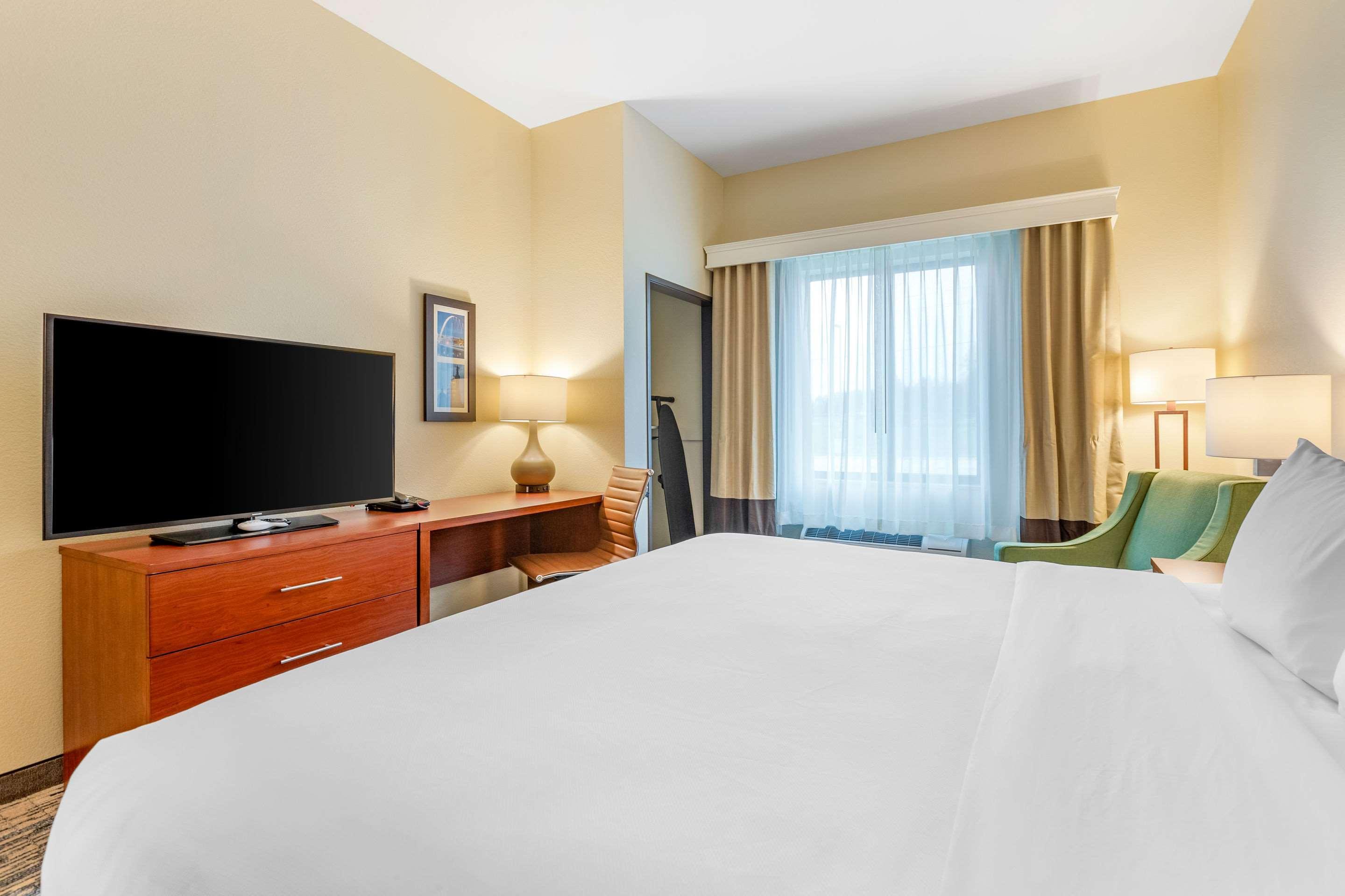 Comfort Inn & Suites Запад Де Мойн Экстерьер фото